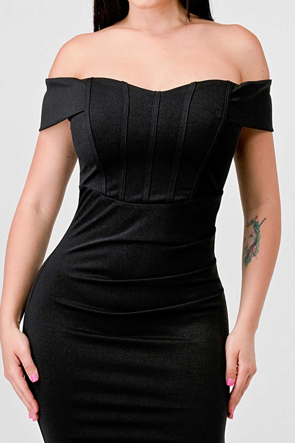 Classic Beauty Dress (Black)