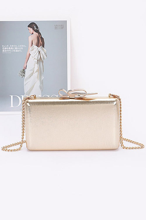Metal Ribbon Clutch | Gold
