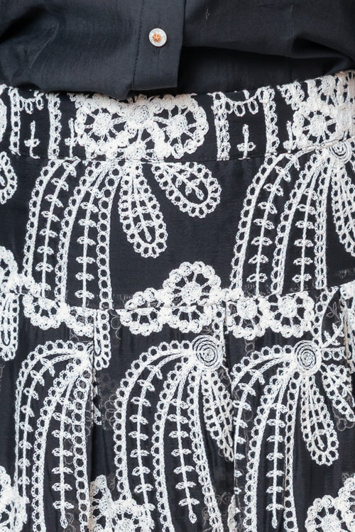 Vintage Chic Two-Piece Set | Black/Cream