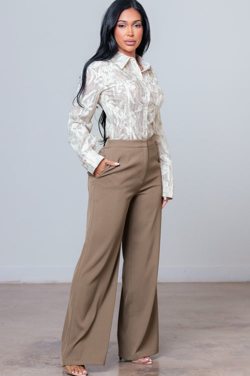 I'm The Boss Two-Piece Set | Taupe/Multi