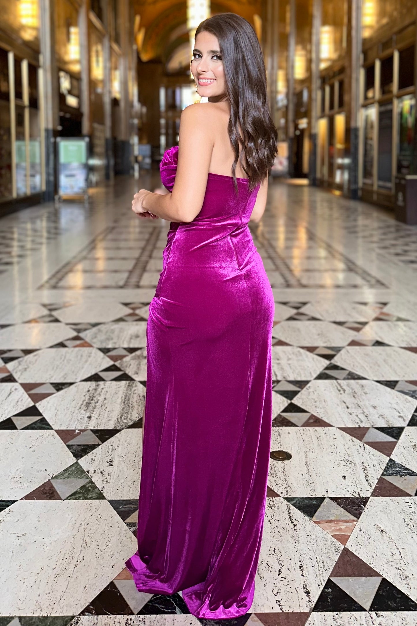 Queen Jocelyn Dress (Berry)