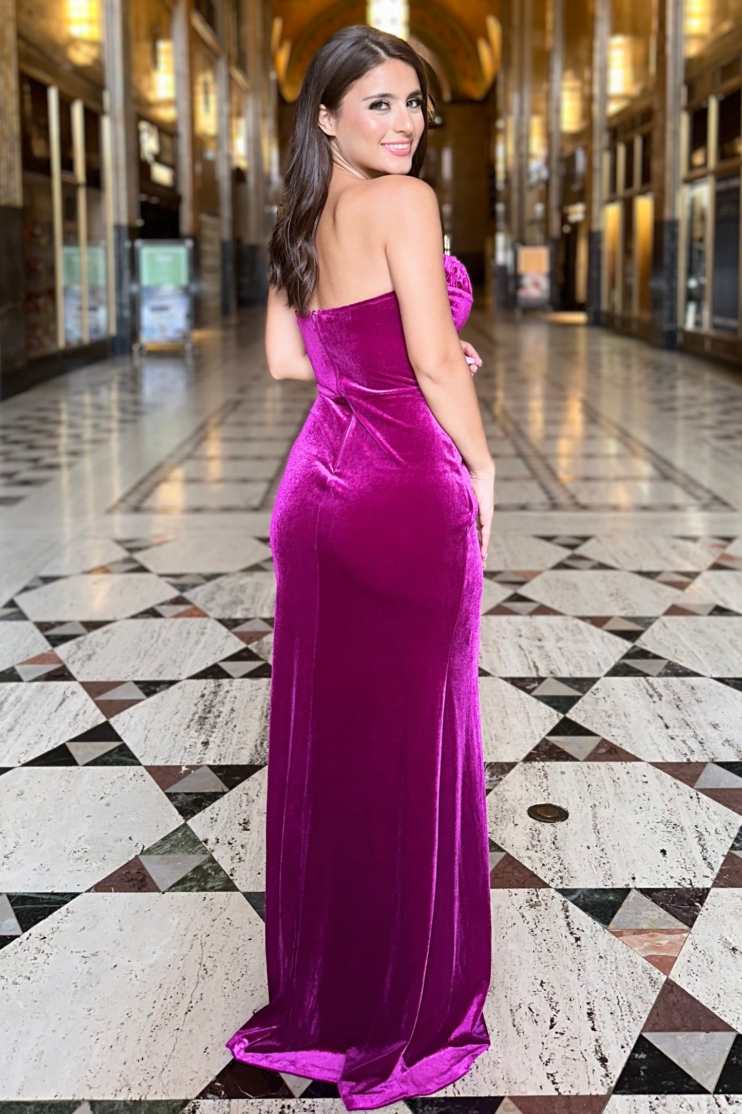 Queen Jocelyn Dress (Berry)