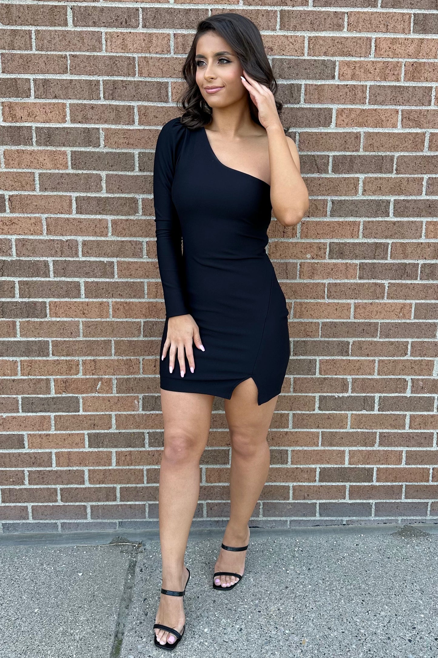 Single Sleeve Sensation Dress (Black)
