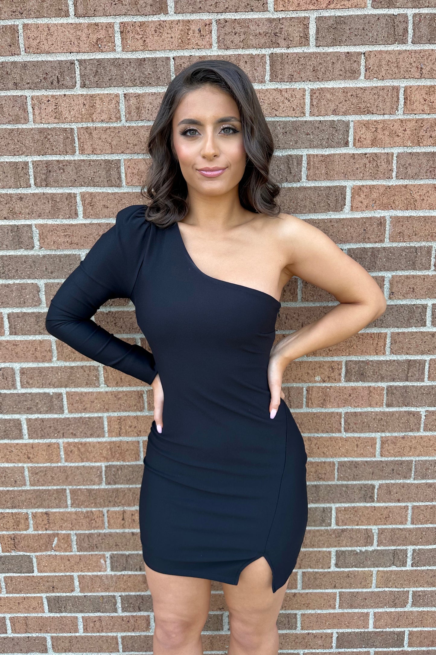 Single Sleeve Sensation Dress (Black)