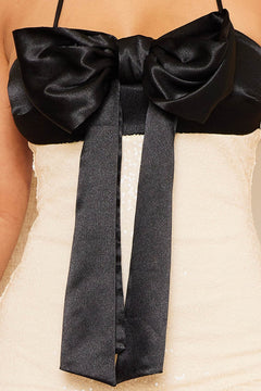 Pretty bow detail on a beautiful long sequin maxi dress