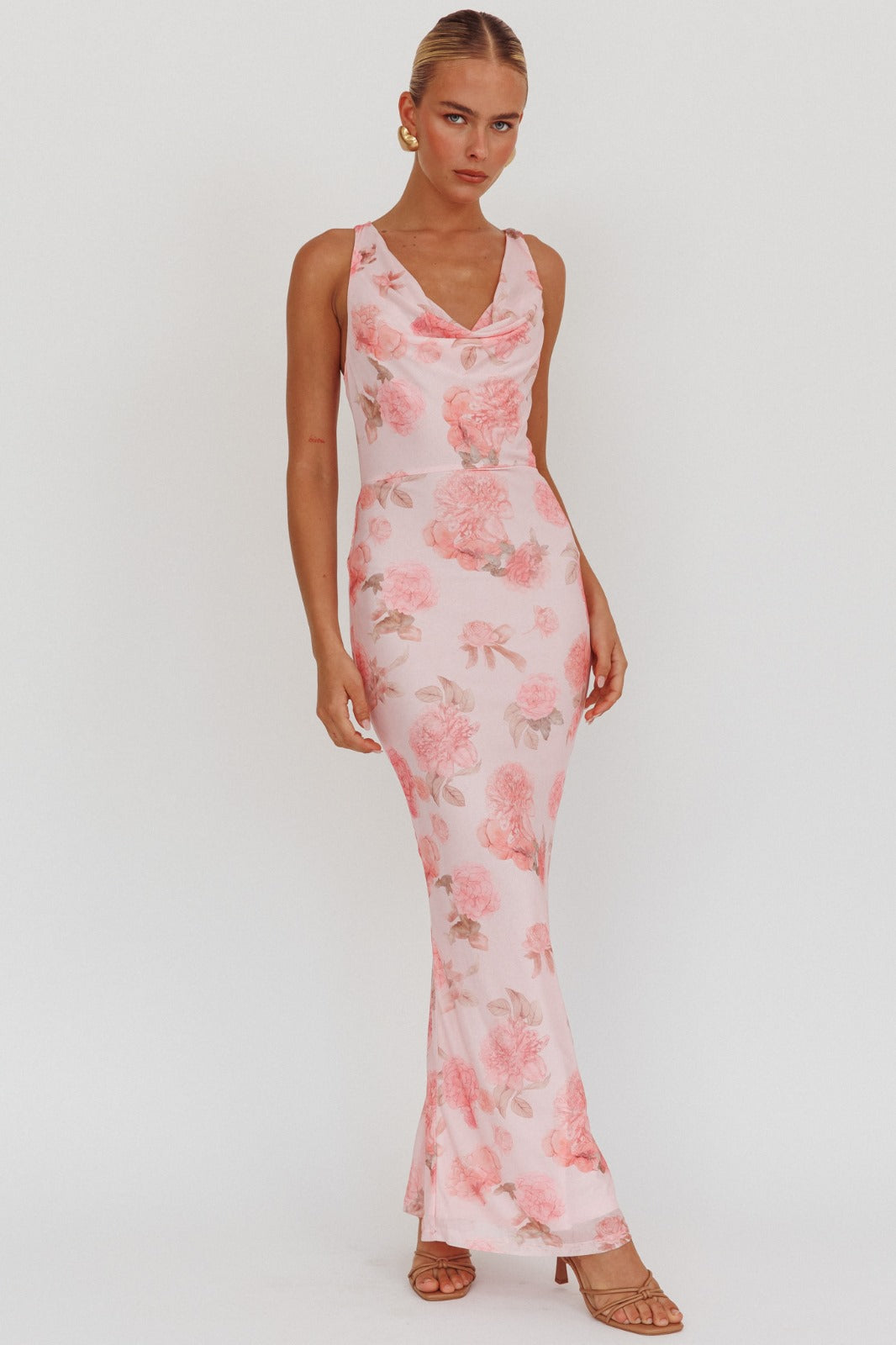 PINK DRESSES – The Edge