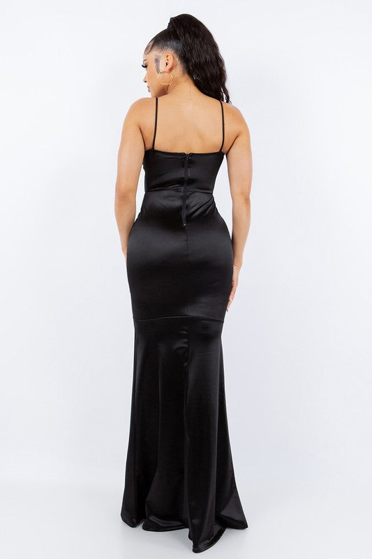 Queen Kelsea Dress (Black)